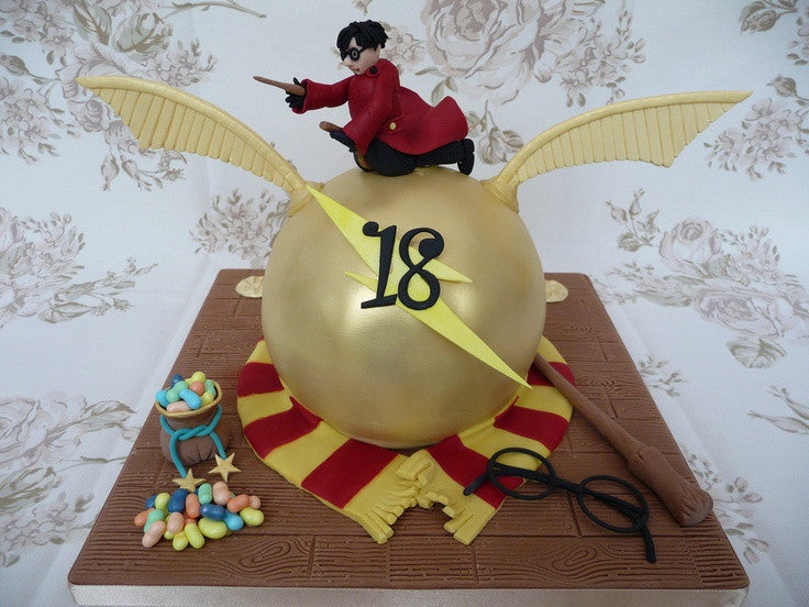 Sweet chariot - Harry potter pinata cake done for a Harry