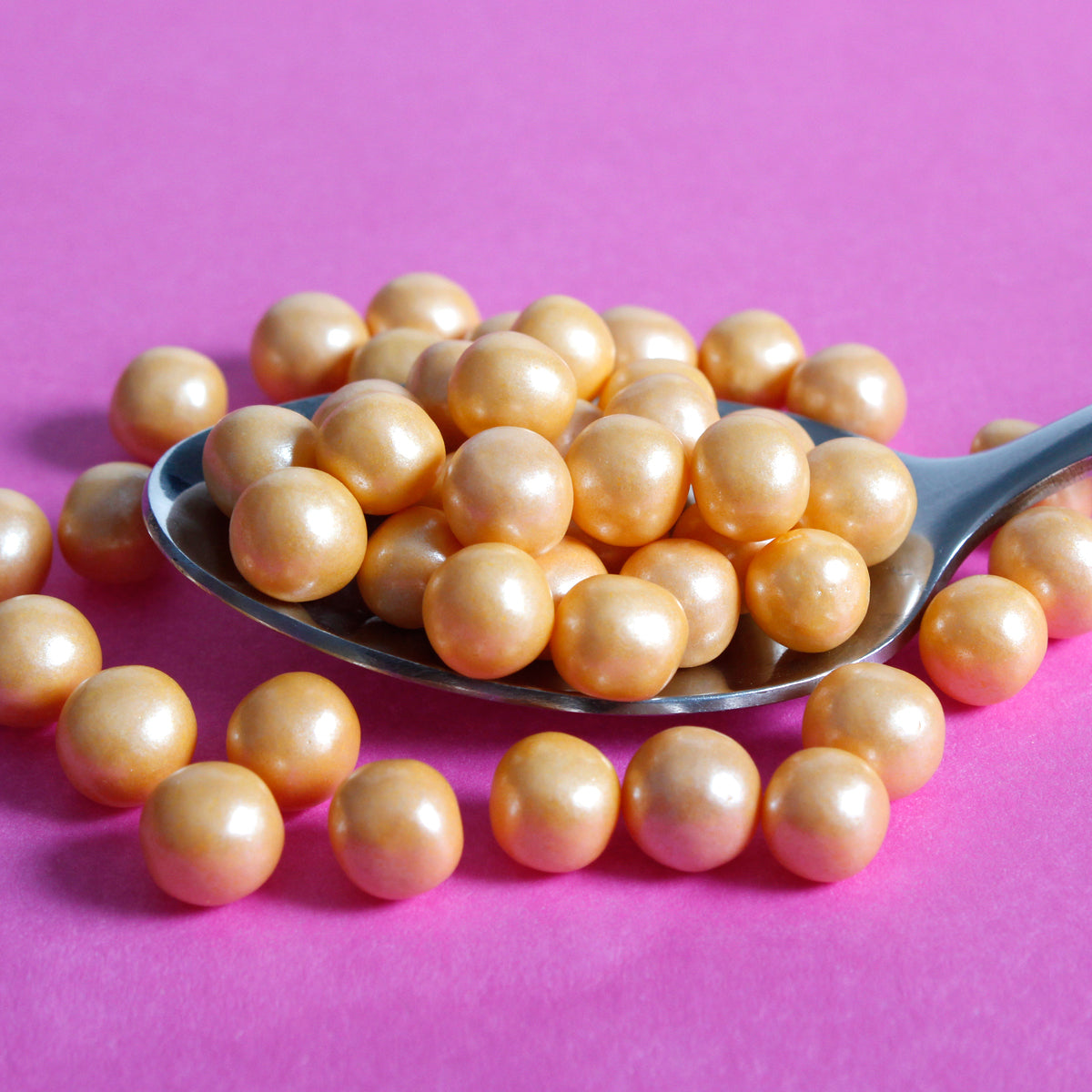 Vegan Gold 6mm Edible Cake Pearls UK Gluten Free Natural Sprinkles