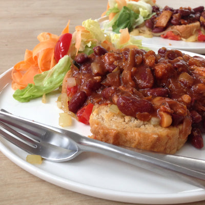 Chilli Beans on Garlic Bread Toast - Recipe for Stale Baguette