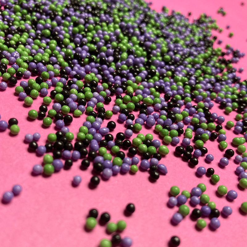 Hubble Bubble Halloween Nonpareils 100s & 1000s (Best Before 30 Jun 2025)