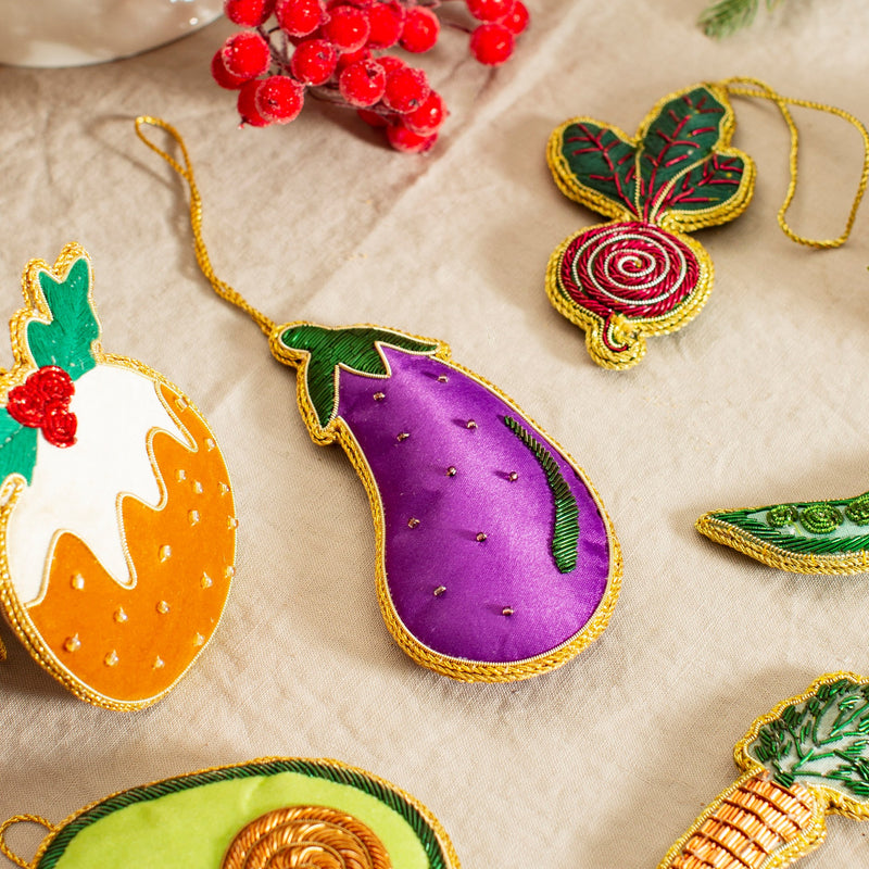 Aubergine Zari Decoration