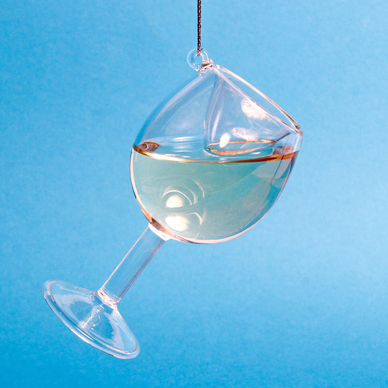 Wine Glasses with Moving Liquid Hanging Tree Decoration Bauble