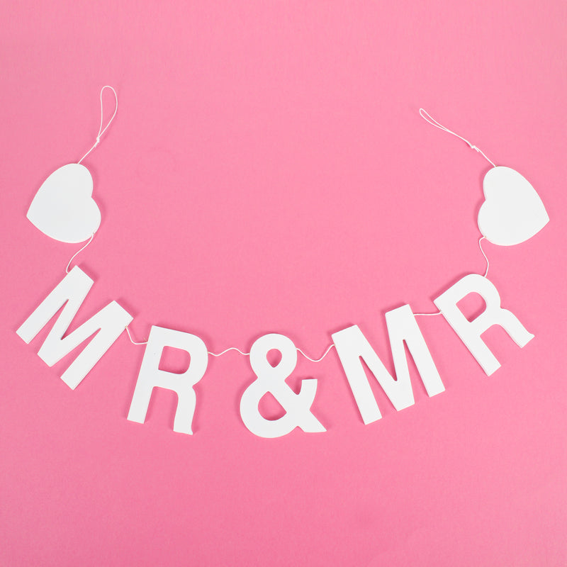 White Wooden Mr and Mr Garland 108cm