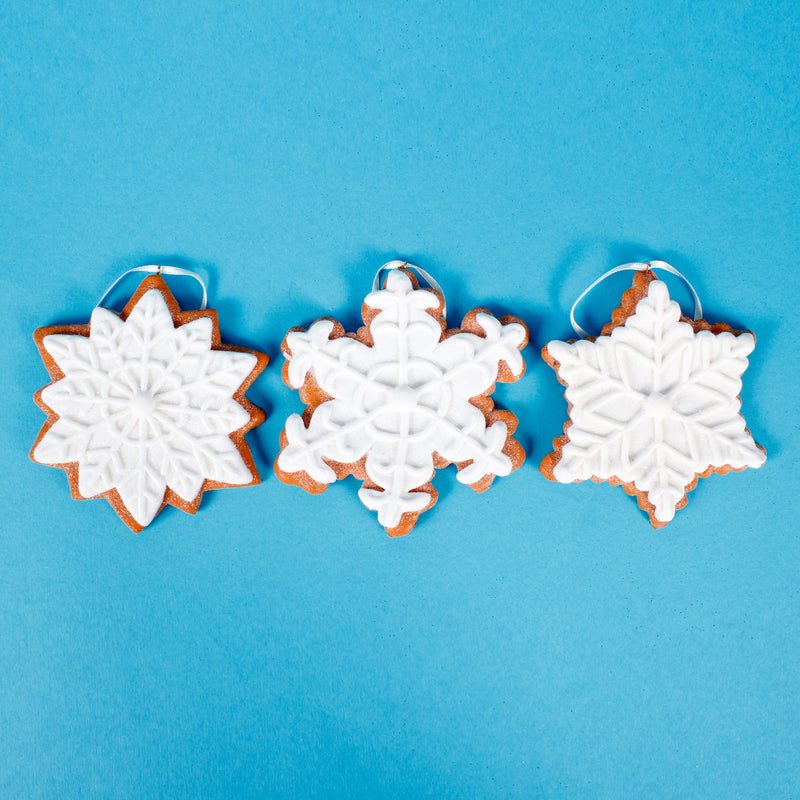 White Iced Gingerbread Snowflake Ornaments Pack of 3 Hanging Christmas Tree Baubles