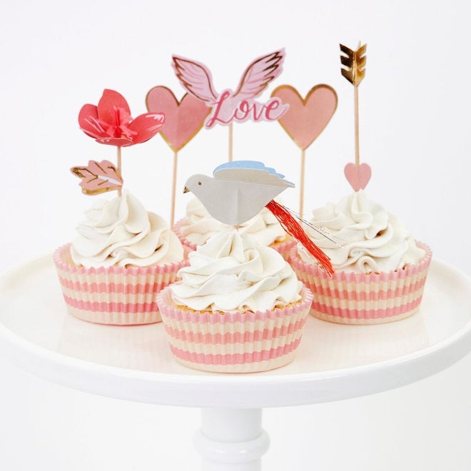 Valentine Cupcake Kit Pack of 24